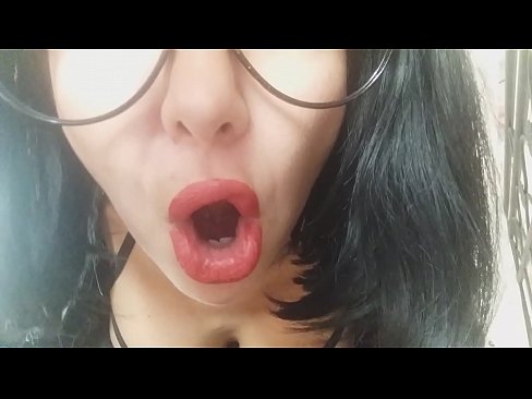 ❤️ Honey, hooyadaa anoo ah hooyadaa kuma ogolaan doonto inaad iskuul aado maanta... aad baan kuugu baahanahay... ️❌  Galmada dabada ❌️